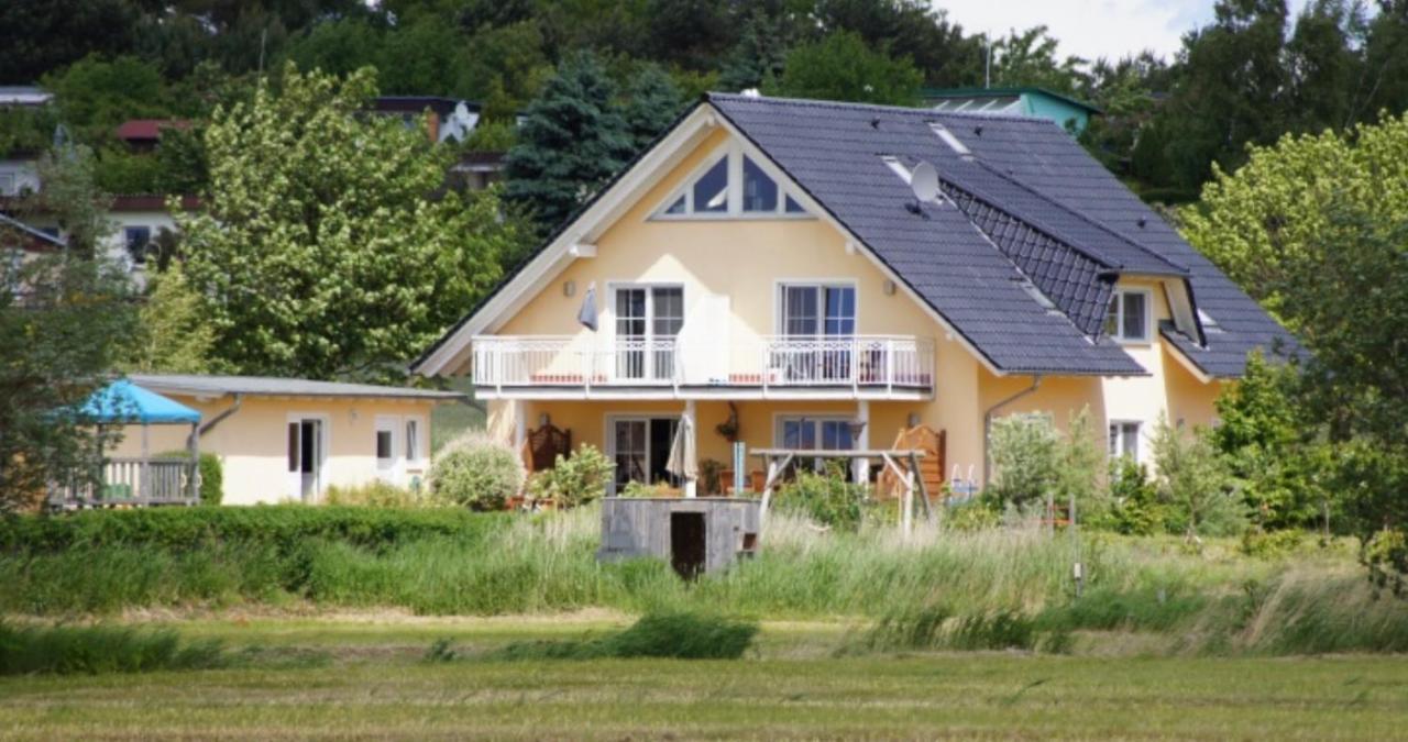 Ferienhaus Am Achterwasser Юкериц Екстериор снимка